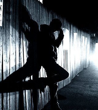Ο γνωστός παρουσιαστής και το κύκλωμα ναρκωτικών - Kουτσομπολιά