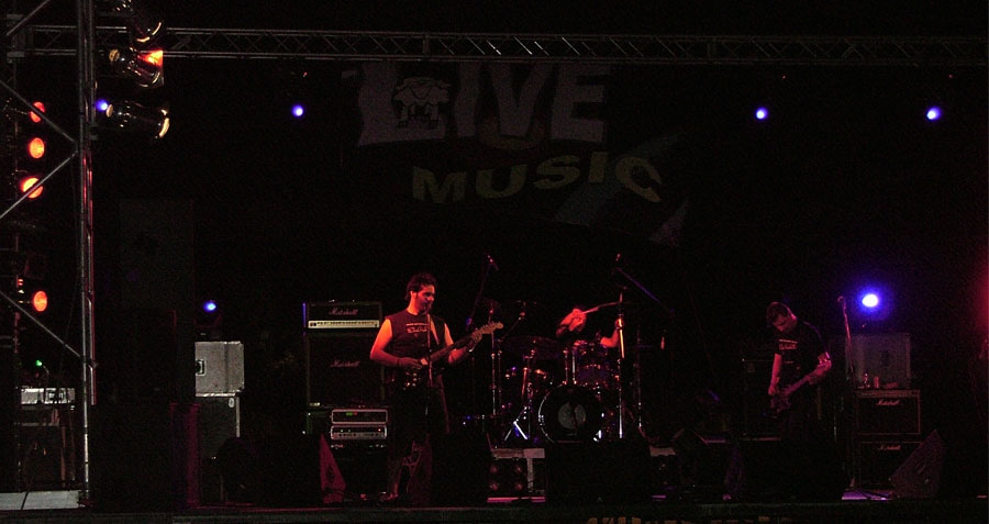 ... @ Live Music Festival