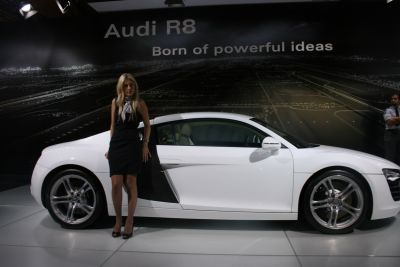 Click       
 ============== 
Audi R8
Audi R8
 : Audi R8