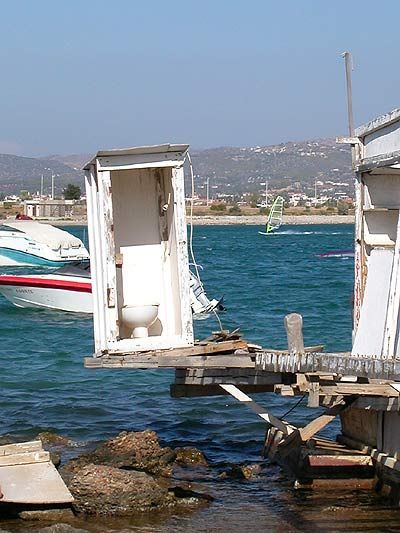 χέσε χαμηλά και αρμένισε..
πλωτή τουαλέτα...
απο την παραγωγή στην κατανάλωση!
χέσε χαμηλά και αρμένισε..
πλωτή τουαλέτα...
απο την παραγωγή στην κατανάλωση!