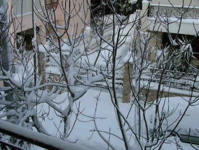 Click για να την δείτε σε μεγάλο μέγεθος
==============
Χιόνι - Μελίσσια - 2008
Χιόνι - Μελίσσια - 2008
Click για να την δείτε σε μεγάλο μέγεθος
==============
Χιόνι - Μελίσσια - 2008
Χιόνι - Μελίσσια - 2008