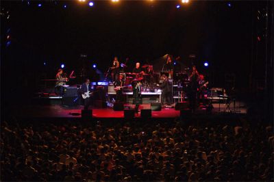 Click για να την δείτε σε μεγάλο μέγεθος
==============
Roxy Music
Roxy Music - Bryan Ferry - July 12, 2006 - supported by Heineken
Λέξεις Κλειδιά: Roxy Music Bryan Ferry Click για να την δείτε σε μεγάλο μέγεθος
==============
Roxy Music
Roxy Music - Bryan Ferry - July 12, 2006 - supported by Heineken
Λέξεις Κλειδιά: Roxy Music Bryan Ferry