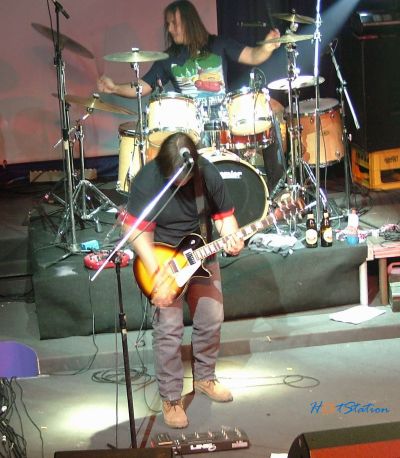 Click για να την δείτε σε μεγάλο μέγεθος
==============
Tsopana Rave
Tsopana Rave
Nikos Spiropoulos drums
B B Takis guitar
Λέξεις Κλειδιά: Tsopana Rave Click για να την δείτε σε μεγάλο μέγεθος
==============
Tsopana Rave
Tsopana Rave
Nikos Spiropoulos drums
B B Takis guitar
Λέξεις Κλειδιά: Tsopana Rave