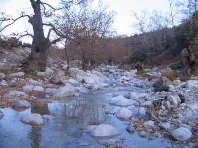 Click       
 ============== 
potami pano apo tin Vrontou Olumpou
