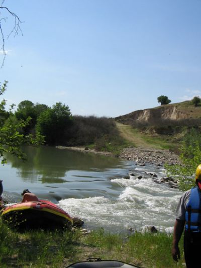 Click       
 ============== 
 
   ... rafting
 :  