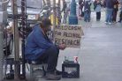 Αστεγος τύπος ..με χιούμορ
homeless alcohol Αστεγος τύπος ..με χιούμορ
homeless alcohol